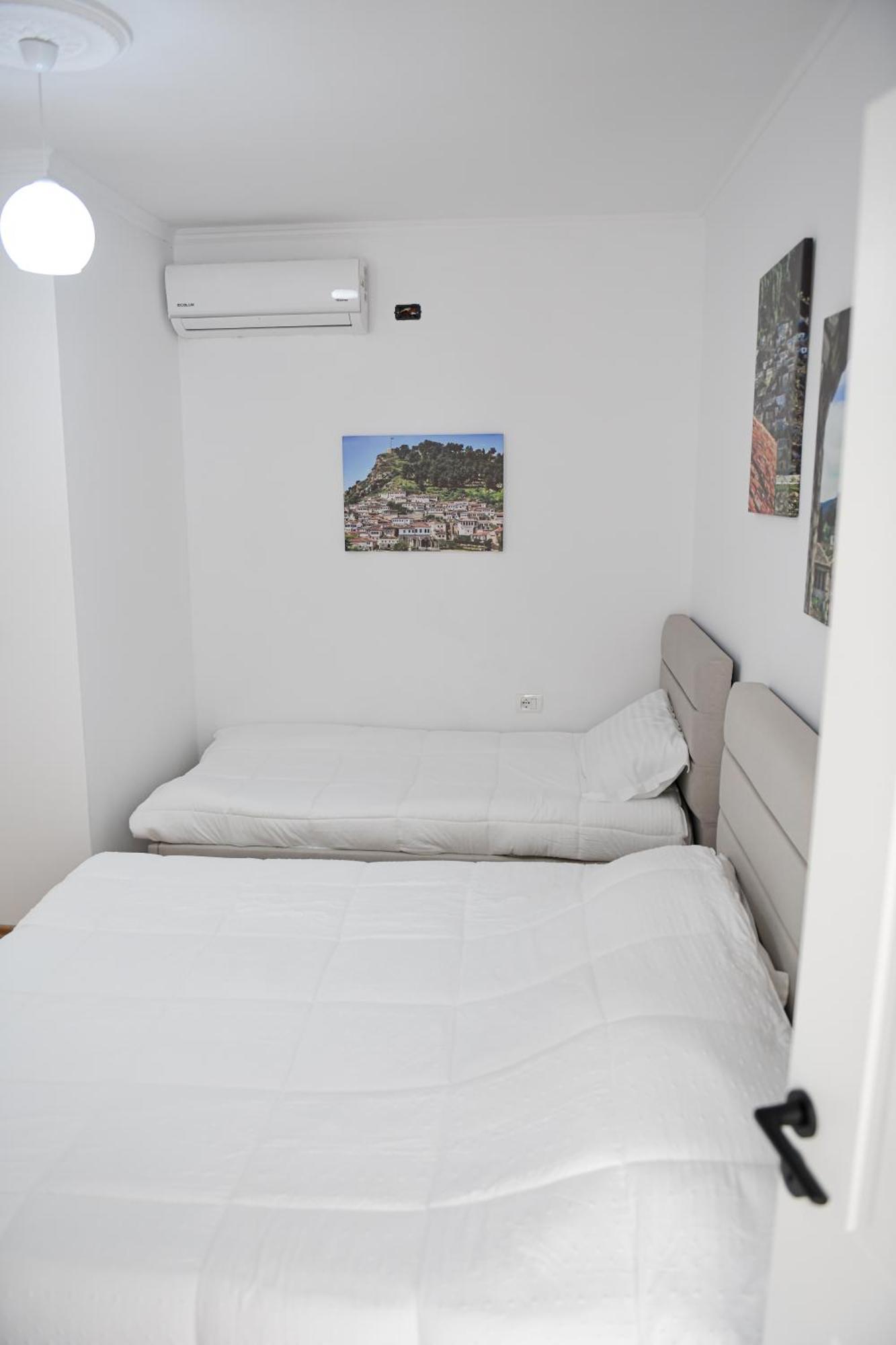 Hotel Villa Edis Berat Exterior foto