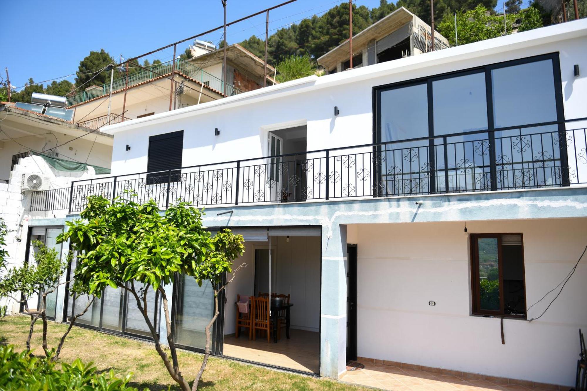 Hotel Villa Edis Berat Exterior foto